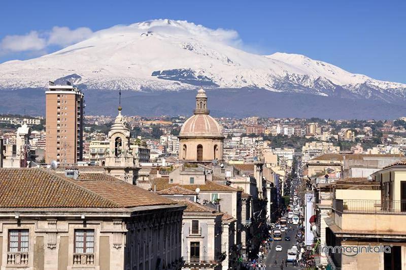 Four Elements Apartments Catania Bagian luar foto