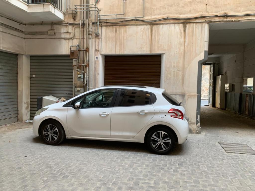 Four Elements Apartments Catania Bagian luar foto
