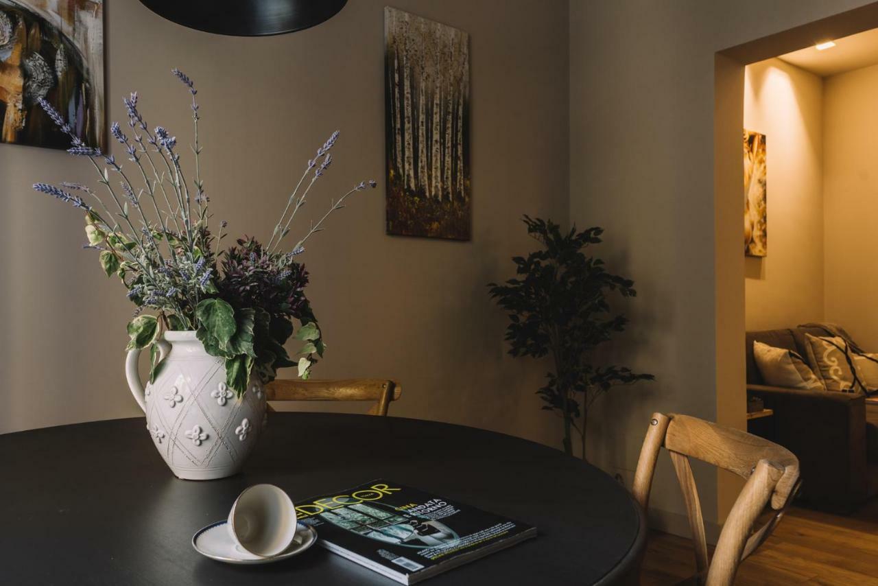 Four Elements Apartments Catania Bagian luar foto