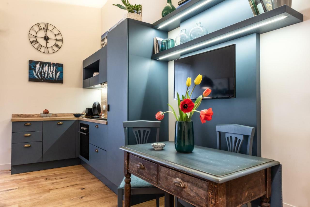 Four Elements Apartments Catania Bagian luar foto