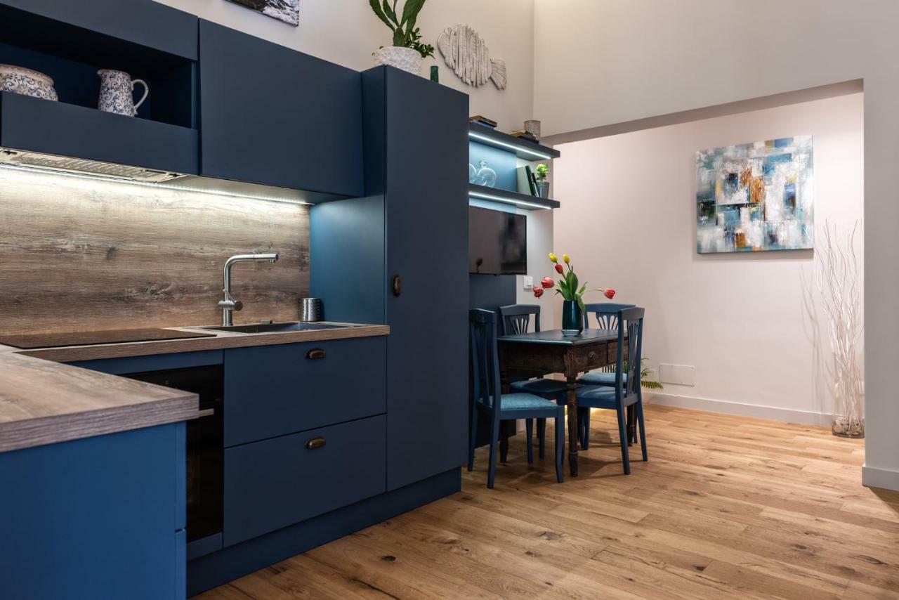 Four Elements Apartments Catania Bagian luar foto