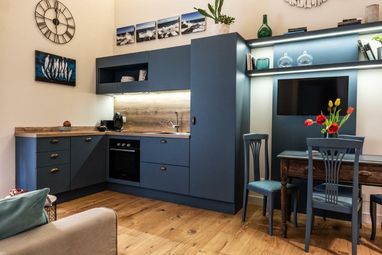 Four Elements Apartments Catania Bagian luar foto