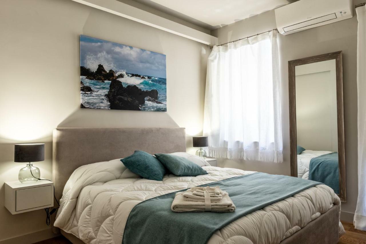 Four Elements Apartments Catania Bagian luar foto